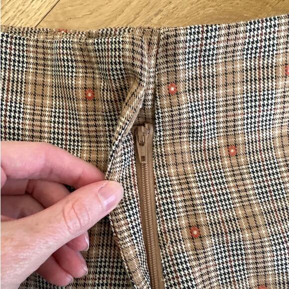 Tularosa - Rachel Plaid Blazer and Pants Set in Brown & Orange - Picture 4 of 8